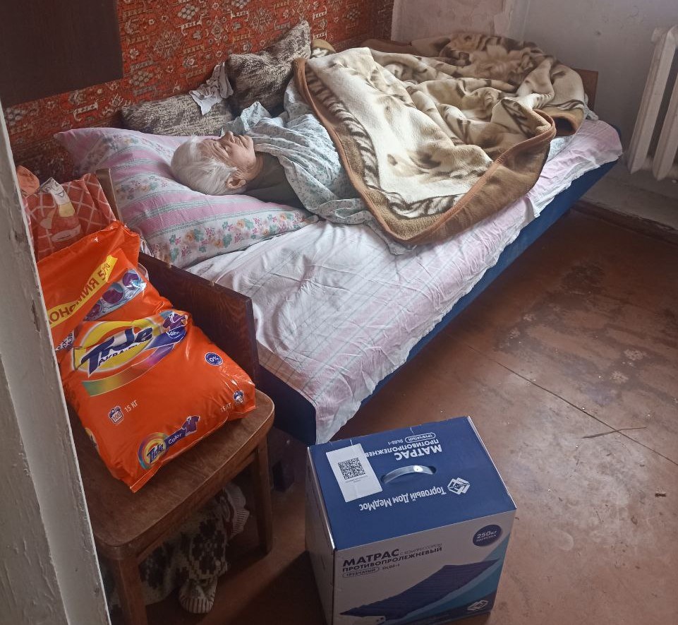 В городском округе город Новая Каховка оказывают помощь маломобильным жителям.